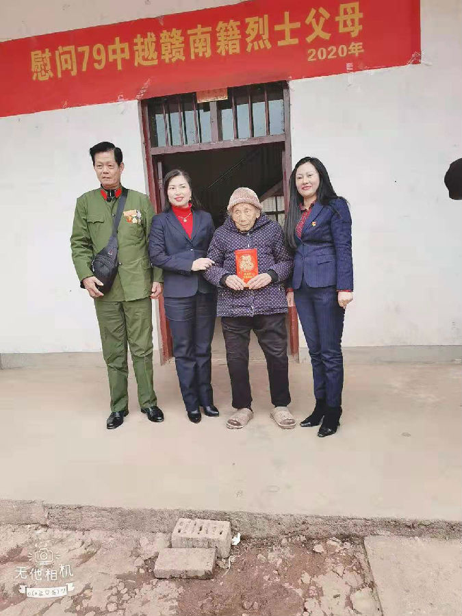 A2.jpg