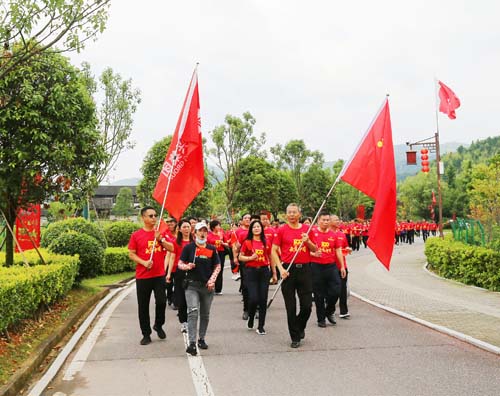 1帶隊出發_副本.jpg